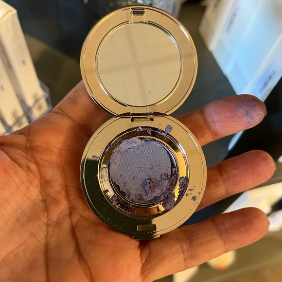 Jane Iredale eyeshadow - Picture 1 of 5